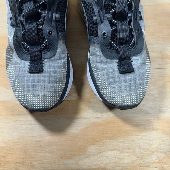 Nike Air Max Black and White Sneakers Women’s Size 7 - Picture 5 of 9